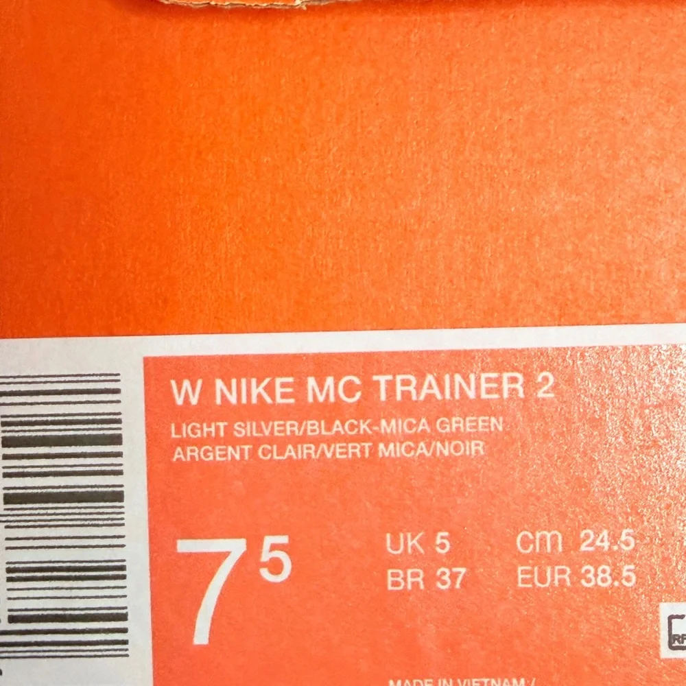 New Nike Women's MC Trainer 2 Mint Green Training Sneakers Running shoes - Picture 11 of 12